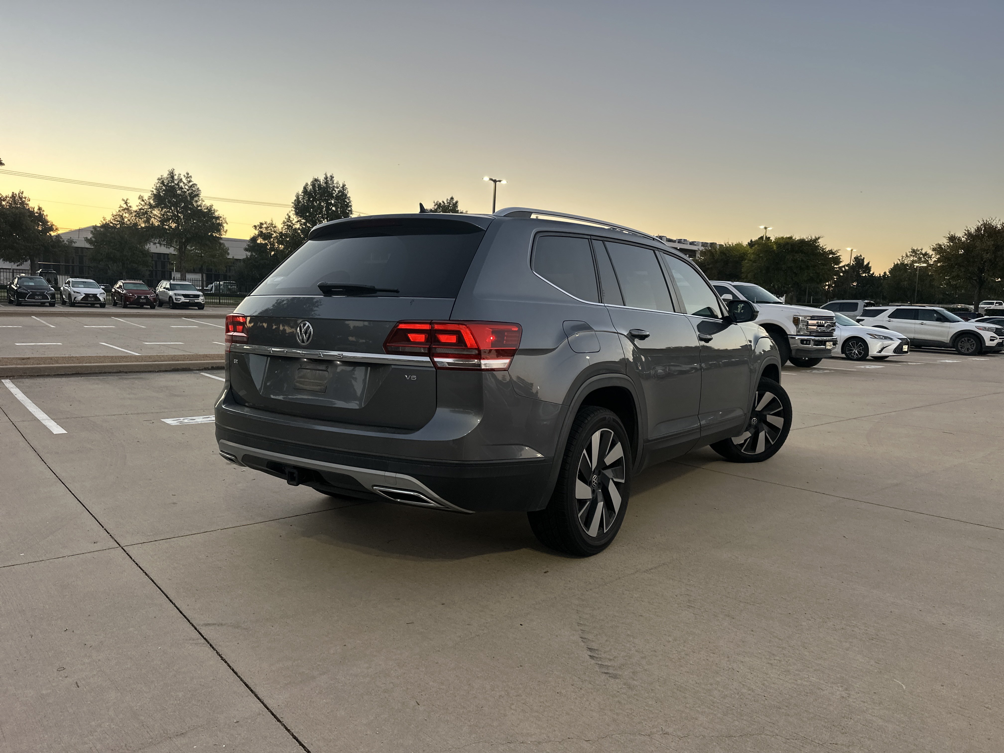 Used 2019 Volkswagen Atlas 3.6L V6 SE w/Technology SUV