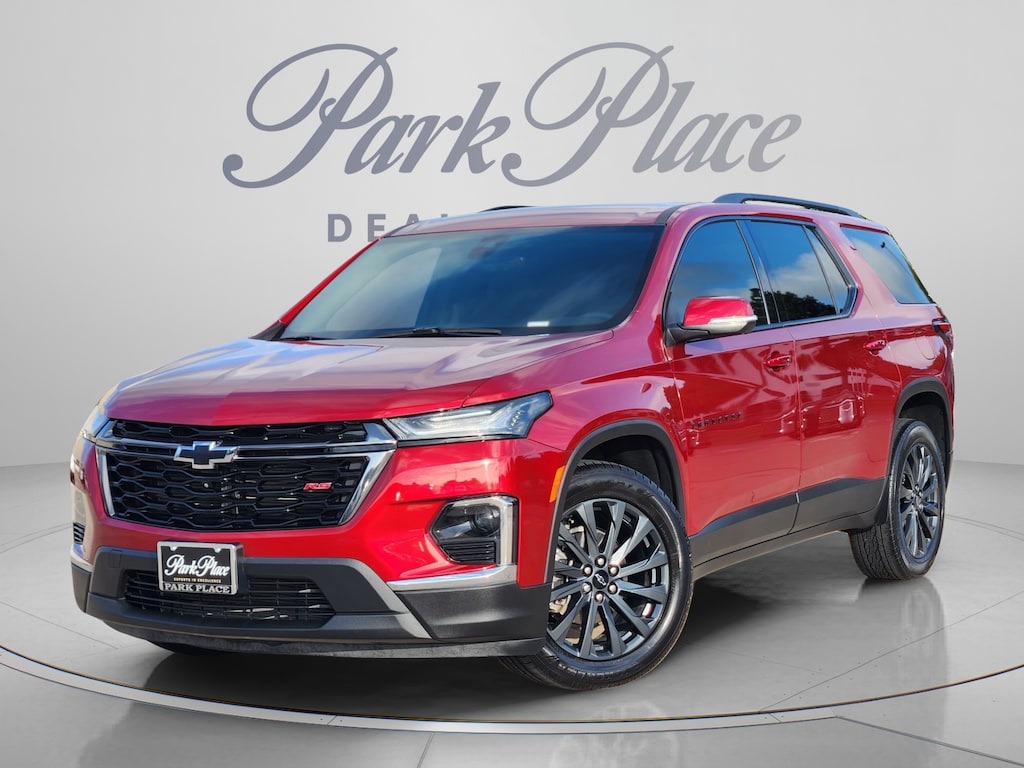 Used 2023 Chevrolet Traverse RS SUV