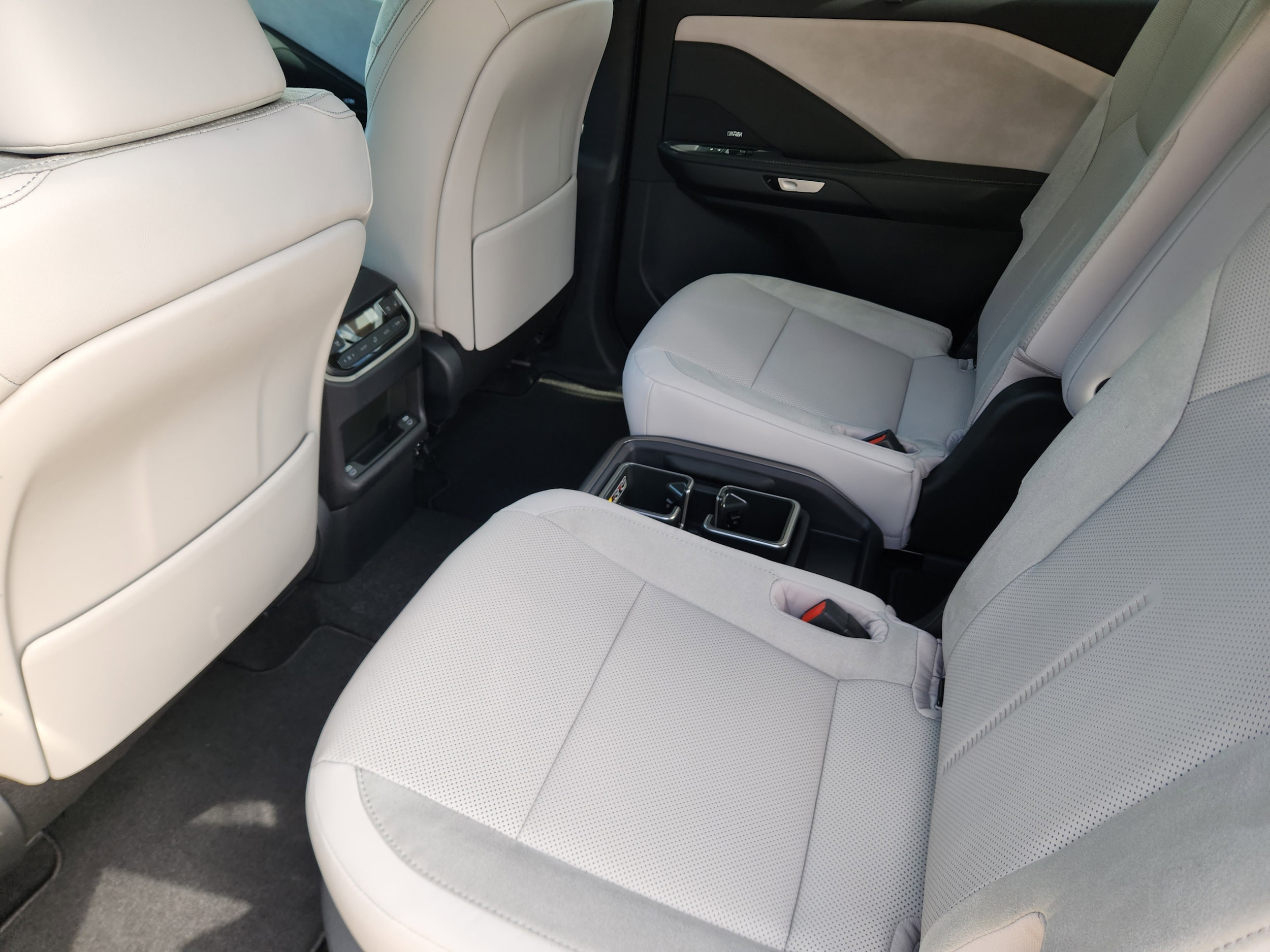 2026 Lexus TX 350 Luxury - Photo 17