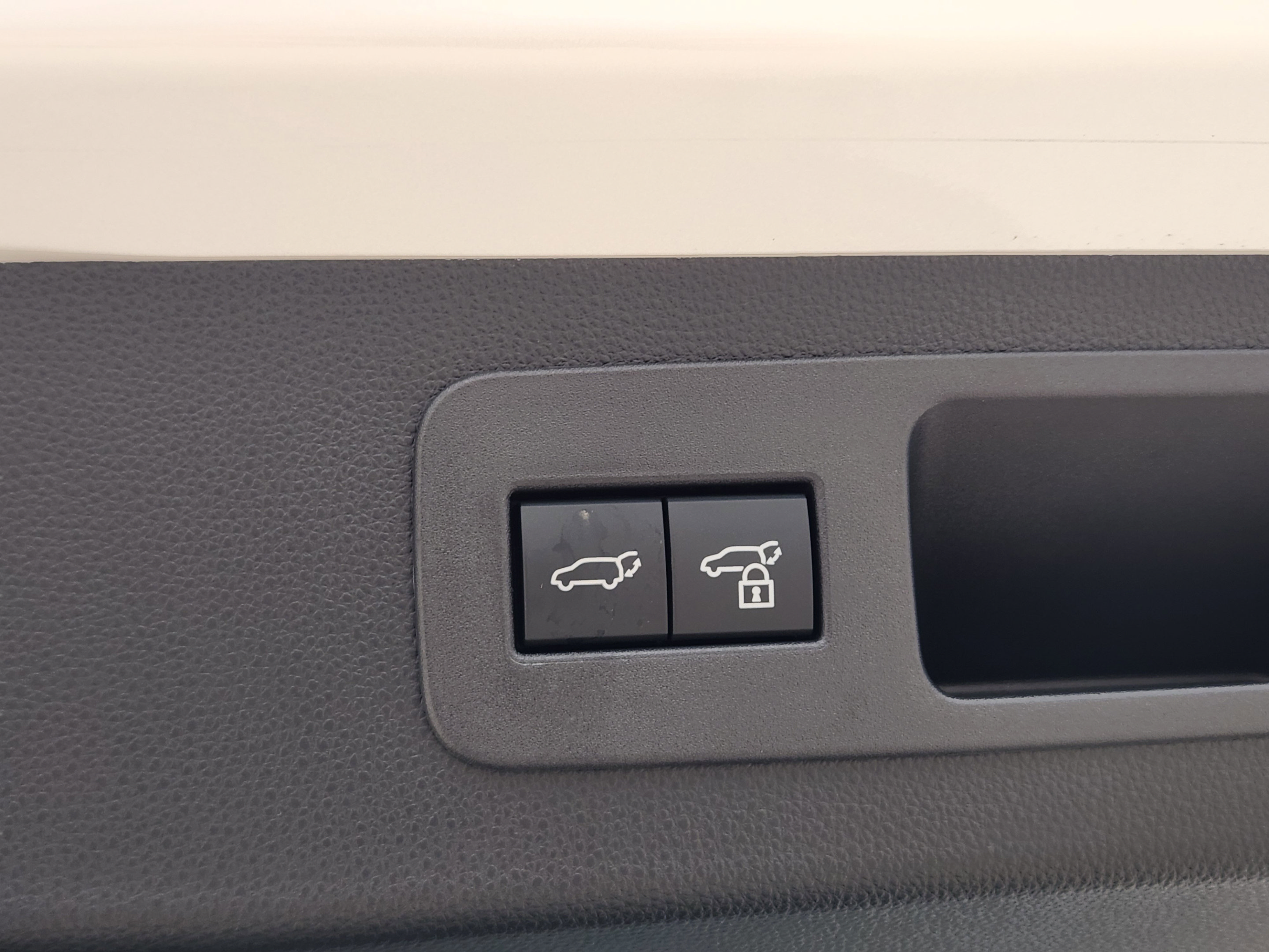 2026 Lexus LX 700h Luxury - Photo 25