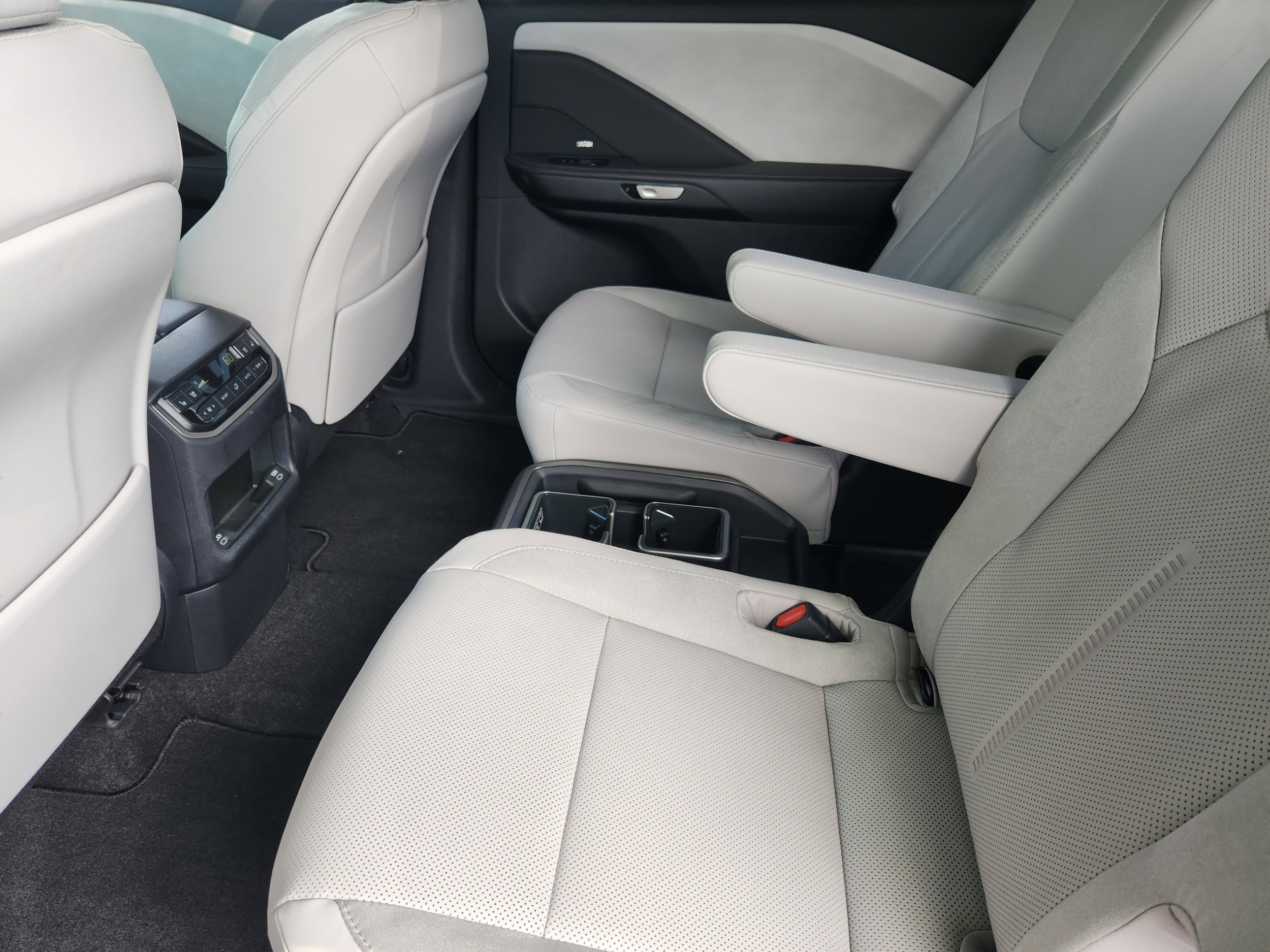 2026 Lexus TX 350 Luxury - Photo 19