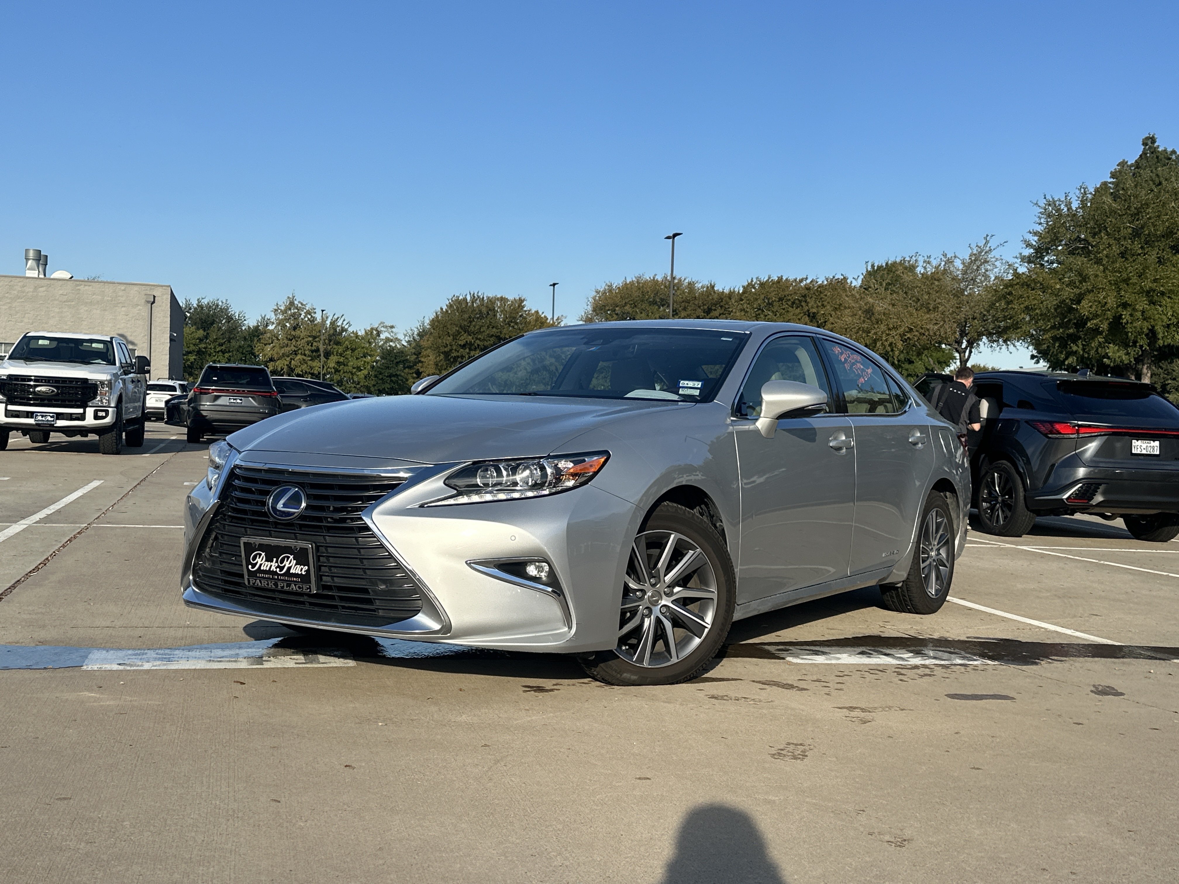 Used 2018 Lexus ES ES 300h Sedan