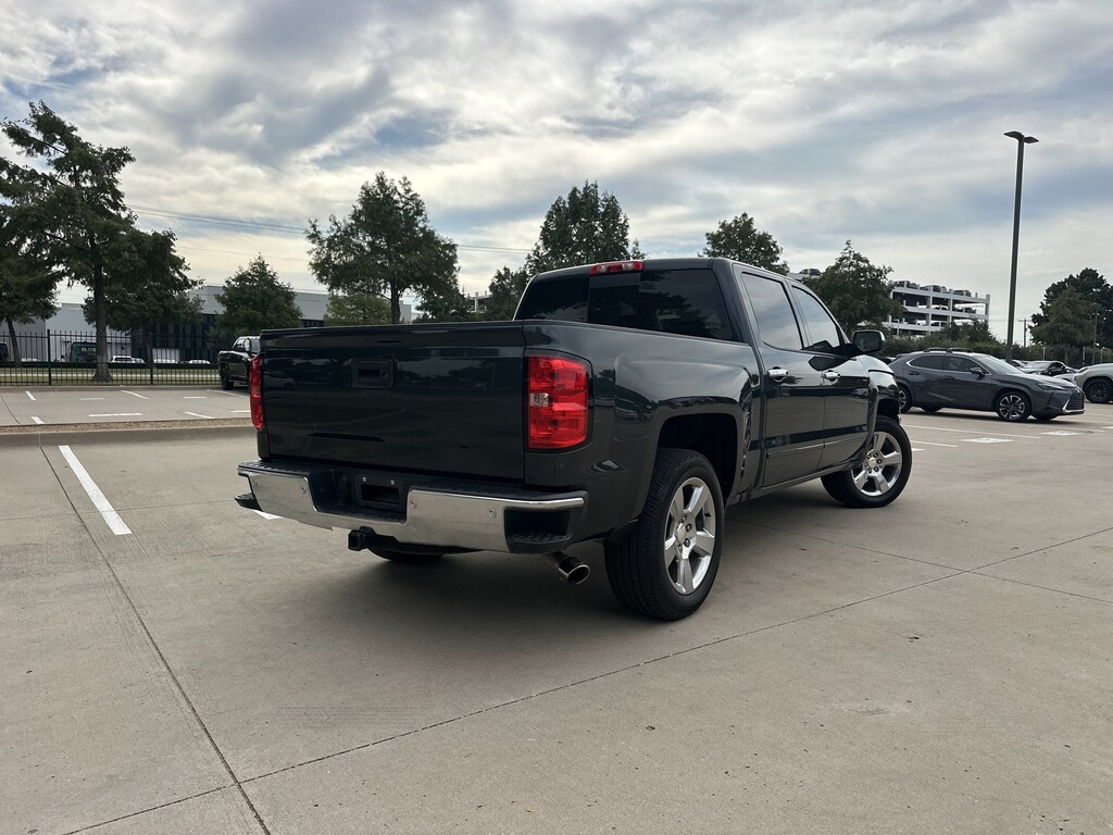 Used 2018 Chevrolet Silverado 1500 LT Truck Crew Cab