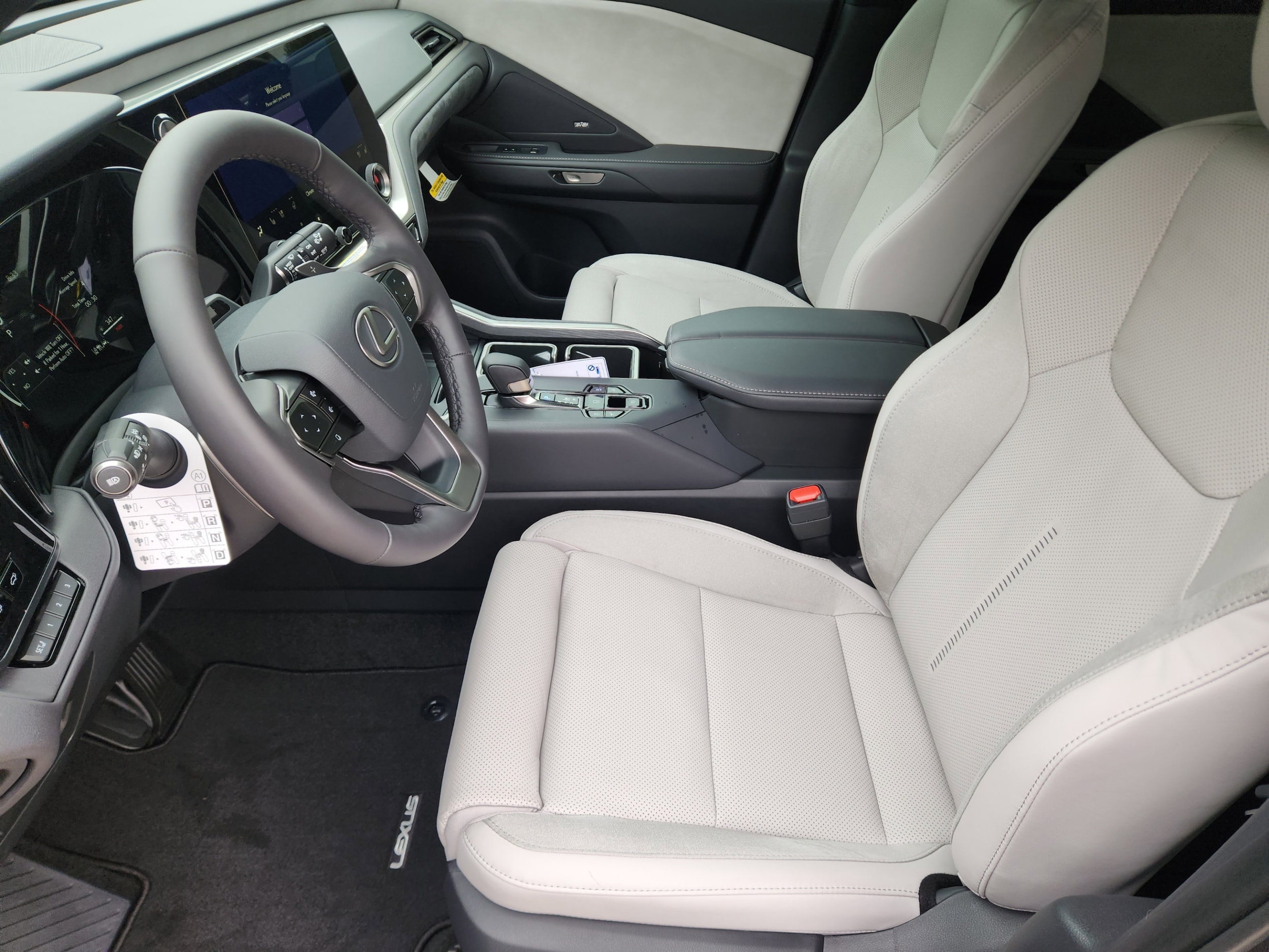 2026 Lexus TX 350 Luxury - Photo 6