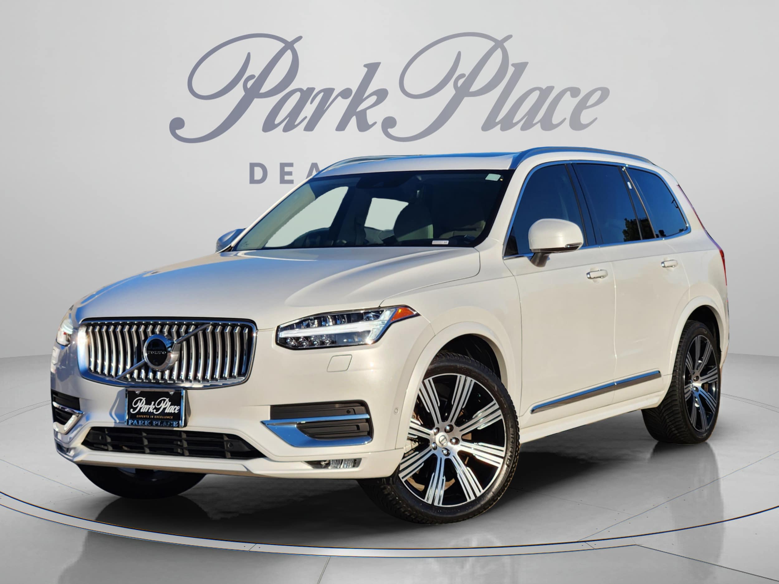 2022 Volvo XC90