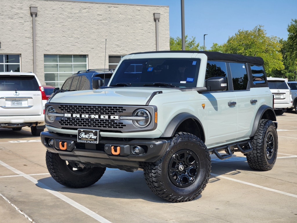 Used 2022 Ford Bronco Badlands SUV
