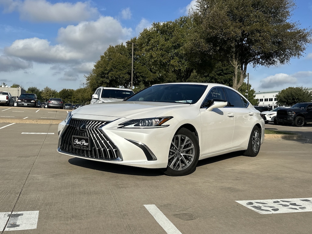 Used 2023 Lexus ES 350 Sedan