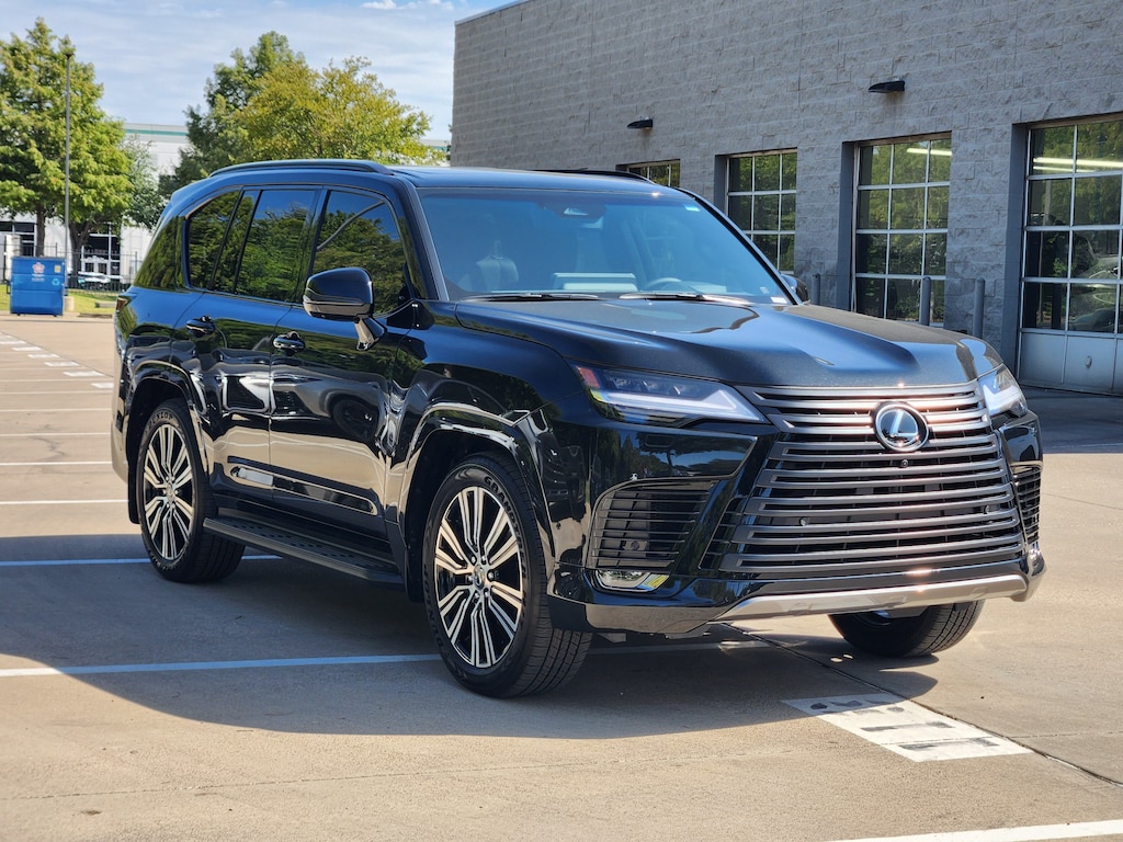 New 2026 Lexus LX 700h Luxury SUV