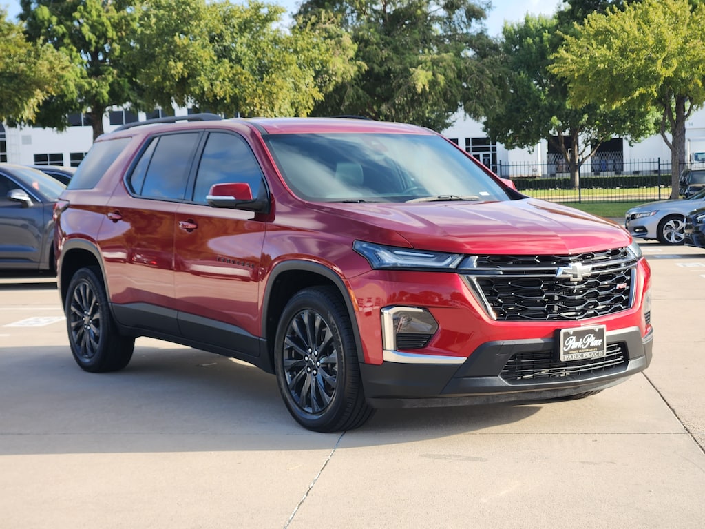 Used 2023 Chevrolet Traverse RS SUV