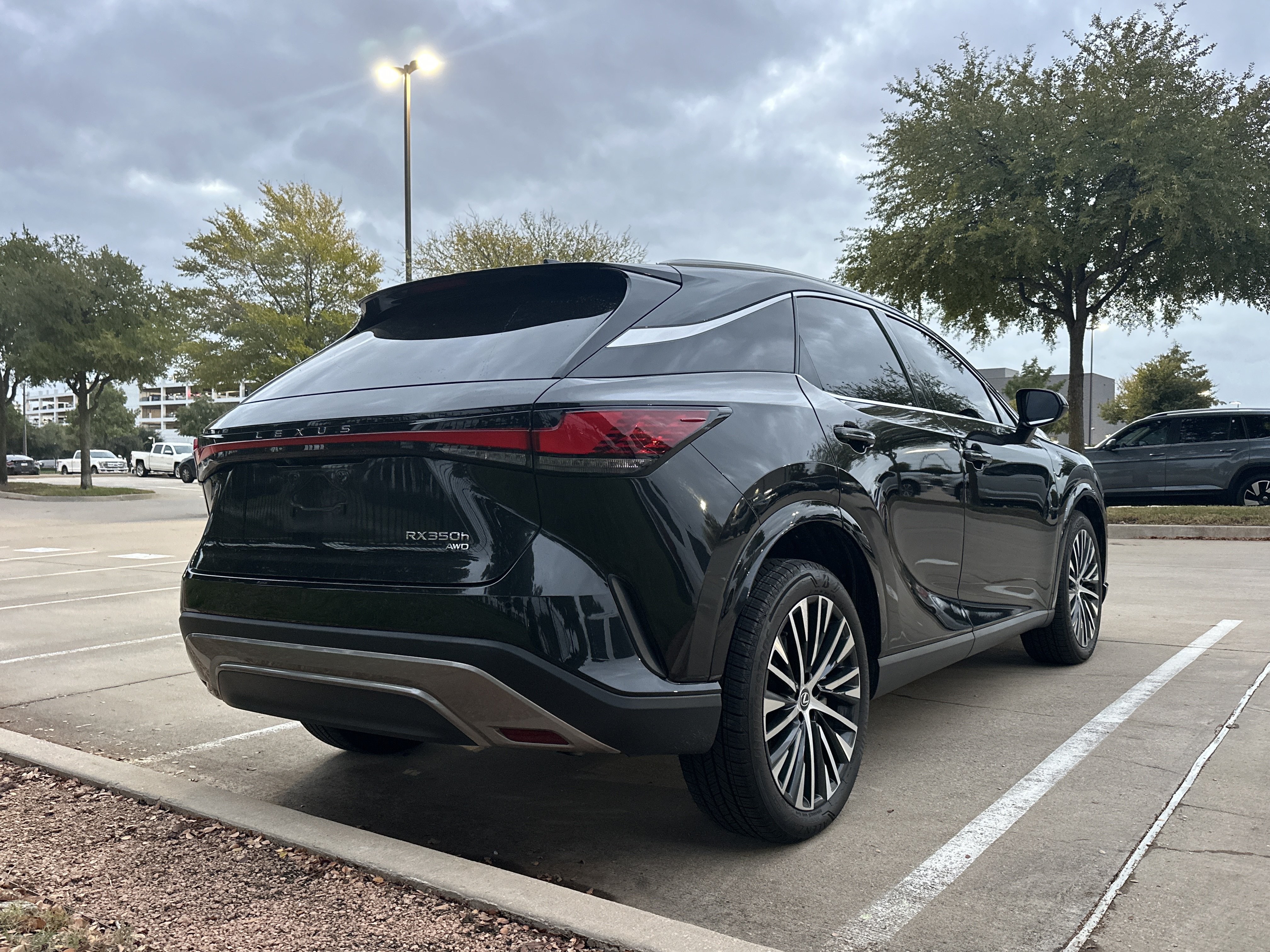 Used 2024 Lexus RX 350h Premium Plus SUV