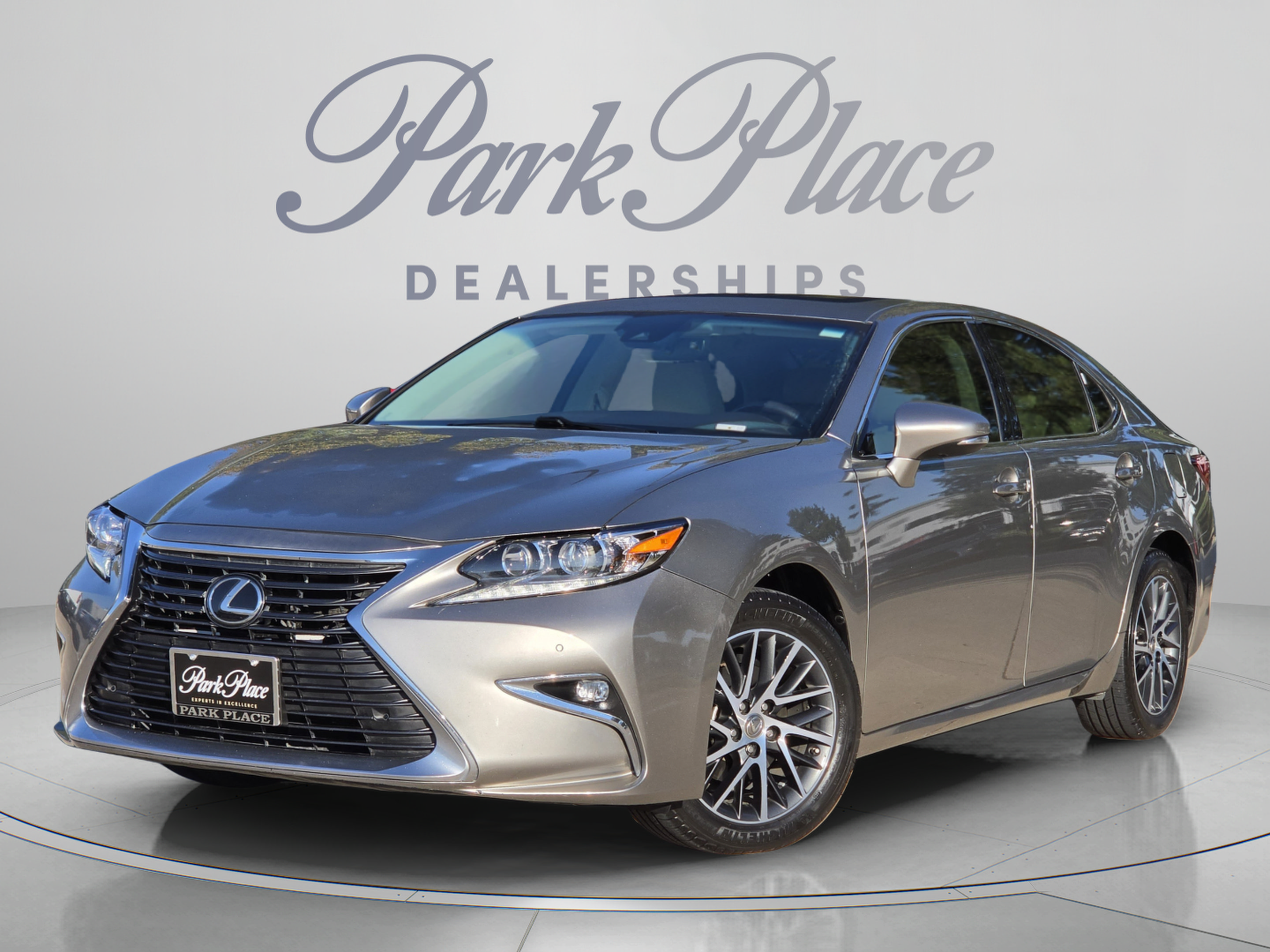 2017 Lexus ES