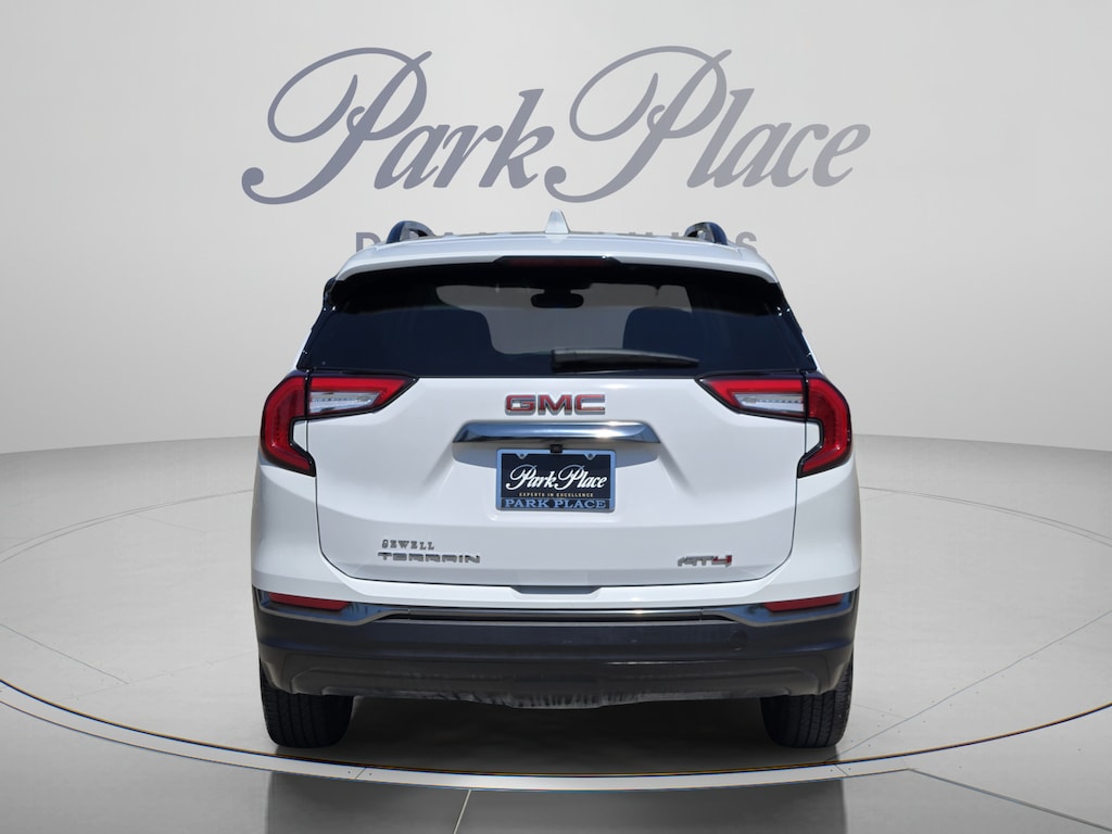 Used 2023 GMC Terrain AT4 SUV