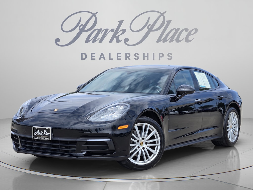 Used 2017 Porsche Panamera 4 Sedan