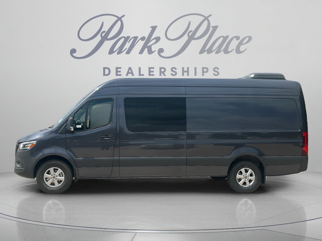 New 2026 Mercedes-Benz Sprinter Crew Van Crew 170 WB 2500 High Roof I4 Diesel HO 170 RWD