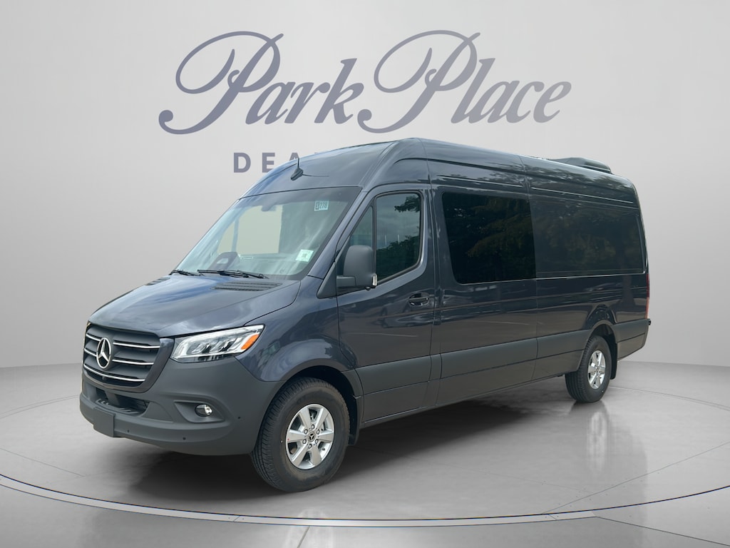 New 2026 Mercedes-Benz Sprinter Crew Van Crew 170 WB 2500 High Roof I4 Diesel HO 170 RWD