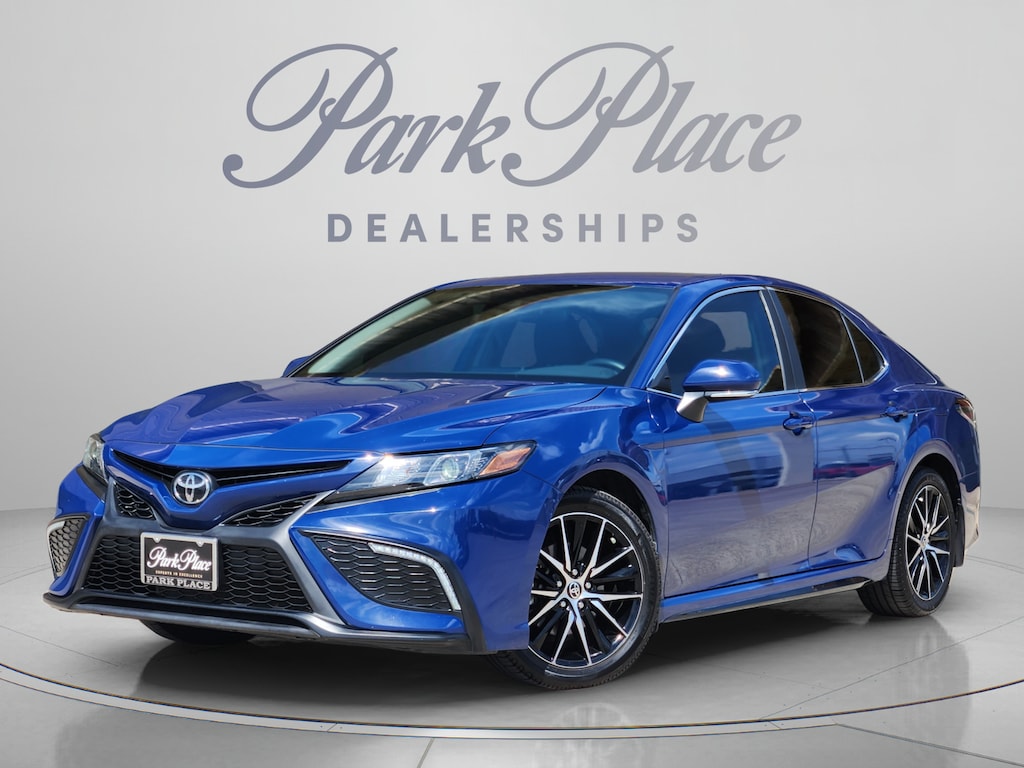 Used 2024 Toyota Camry SE Sedan