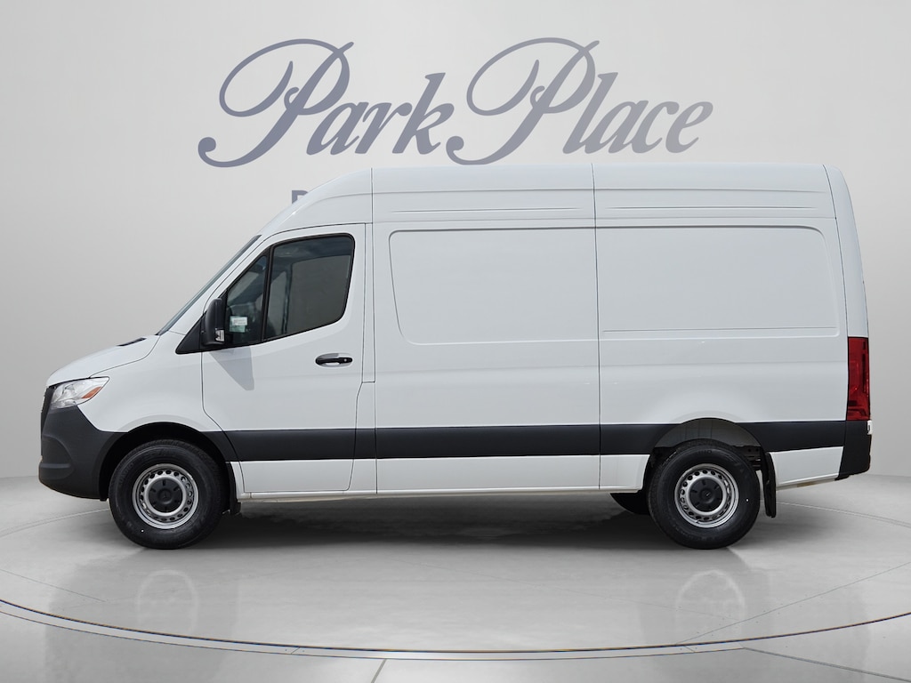 New 2026 Mercedes-Benz Sprinter Crew Van Crew 144 WB 2500 Standard Roof I4 Diesel 144 RWD