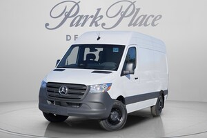 2026 Mercedes-Benz Sprinter 2500 Standard Roof 4-Cyl Diesel Van Cargo Van