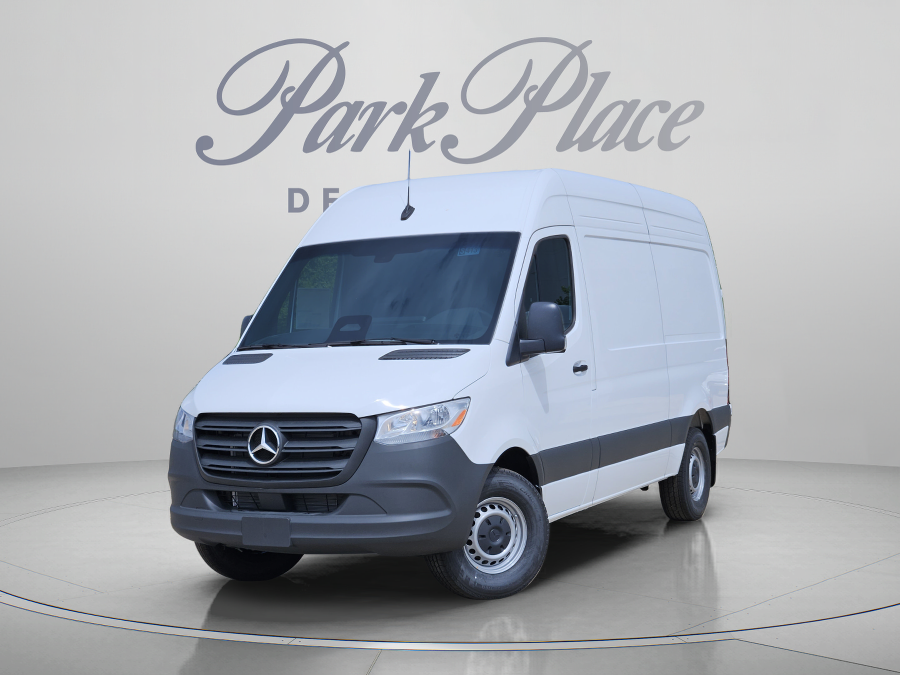 Mercedes-Benz Sprinter Cargo Van