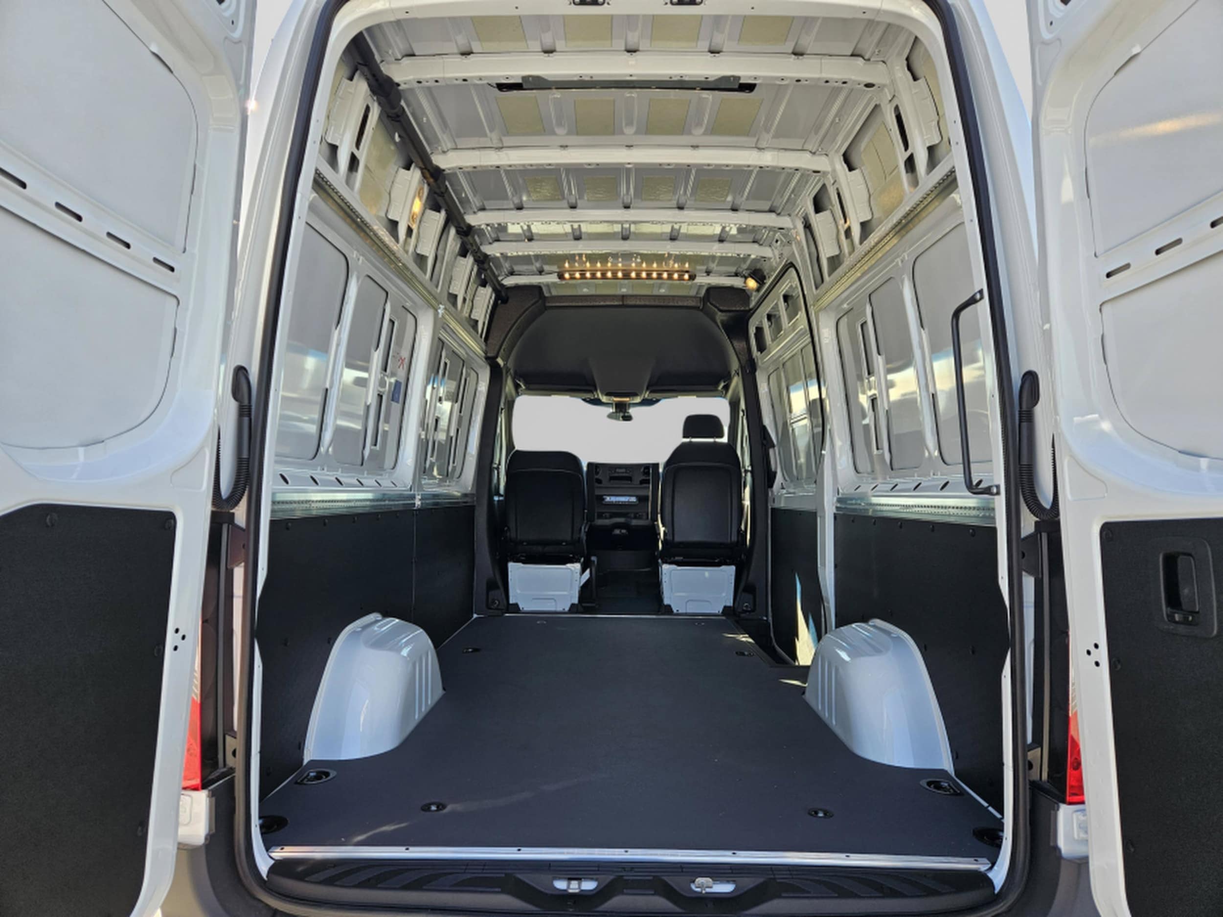 2026 Mercedes-Benz Sprinter Cargo Van Base - Photo 26