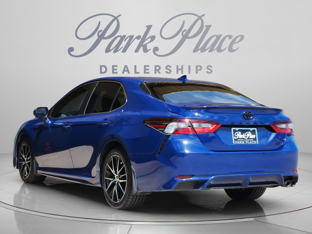 Used 2024 Toyota Camry SE Sedan