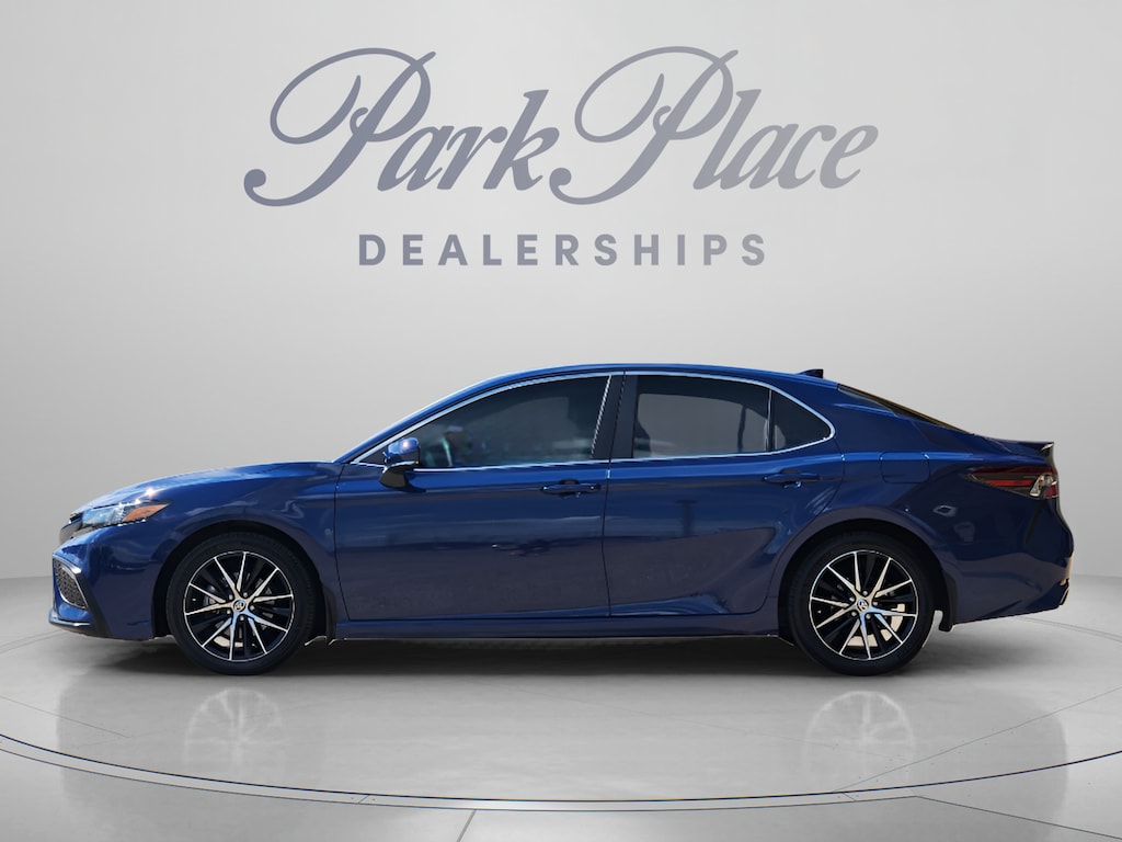 Used 2024 Toyota Camry SE Sedan