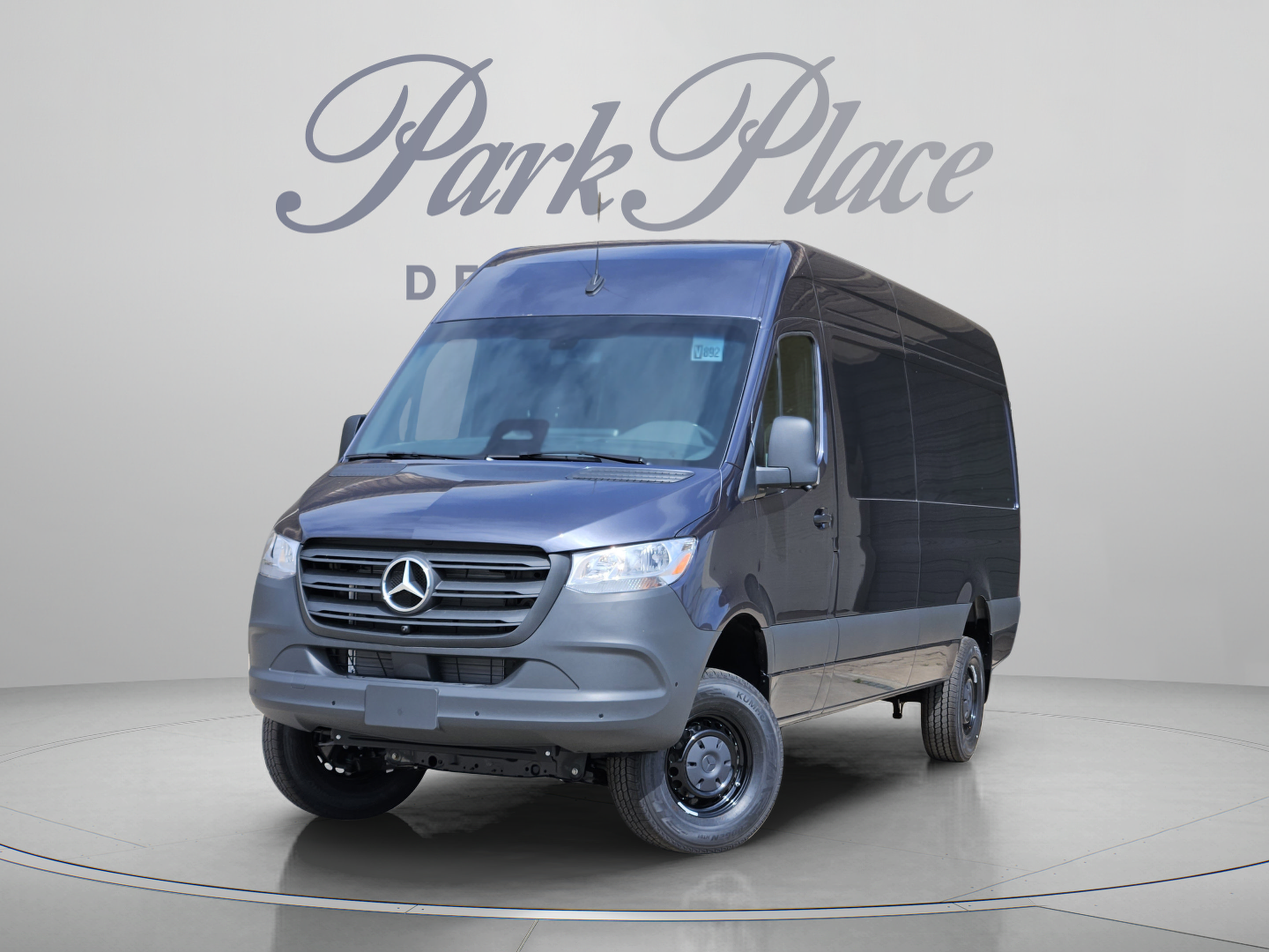  Mercedes-Benz Sprinter Cargo Van
