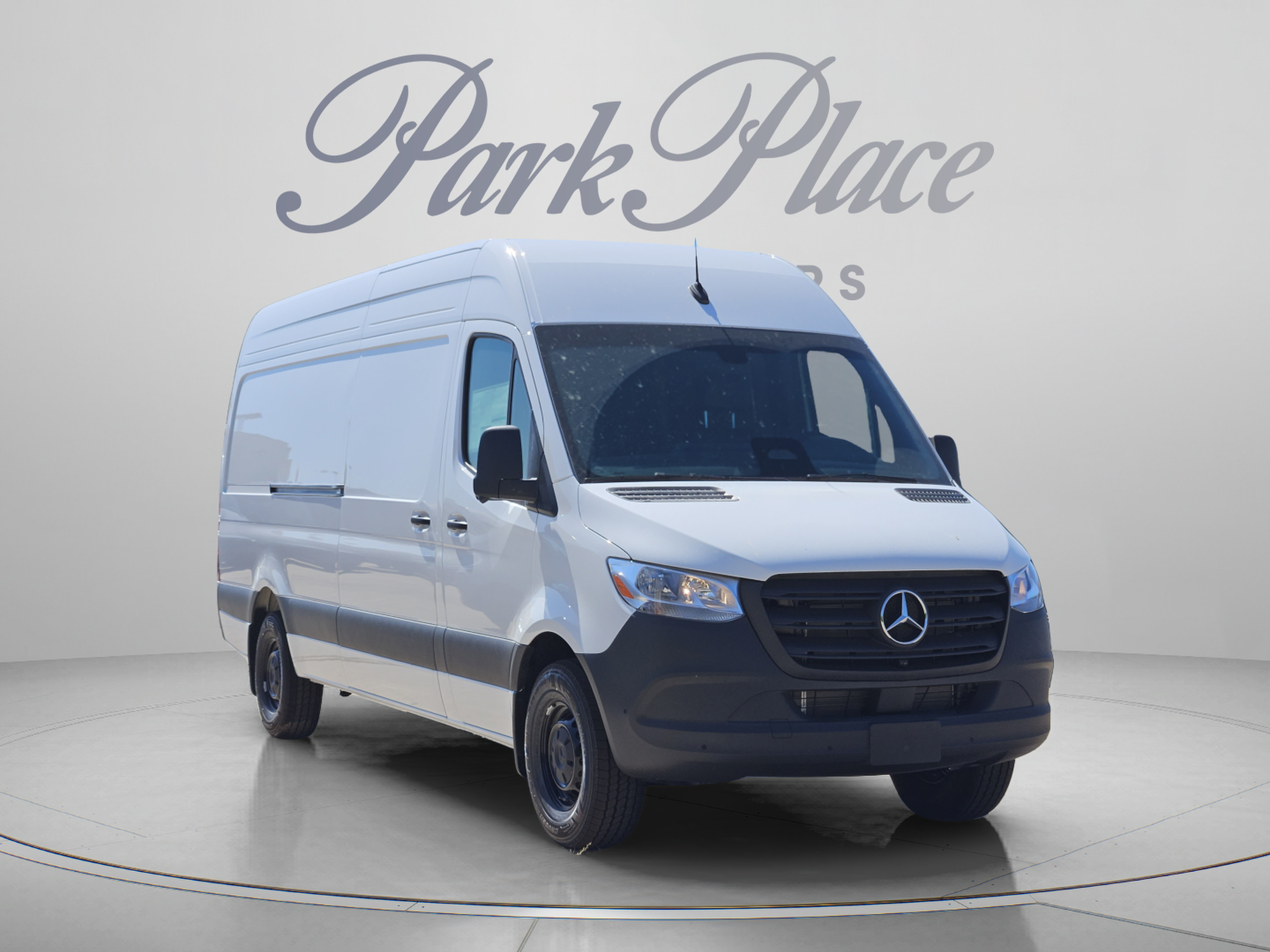  Mercedes-Benz Sprinter Cargo Van
