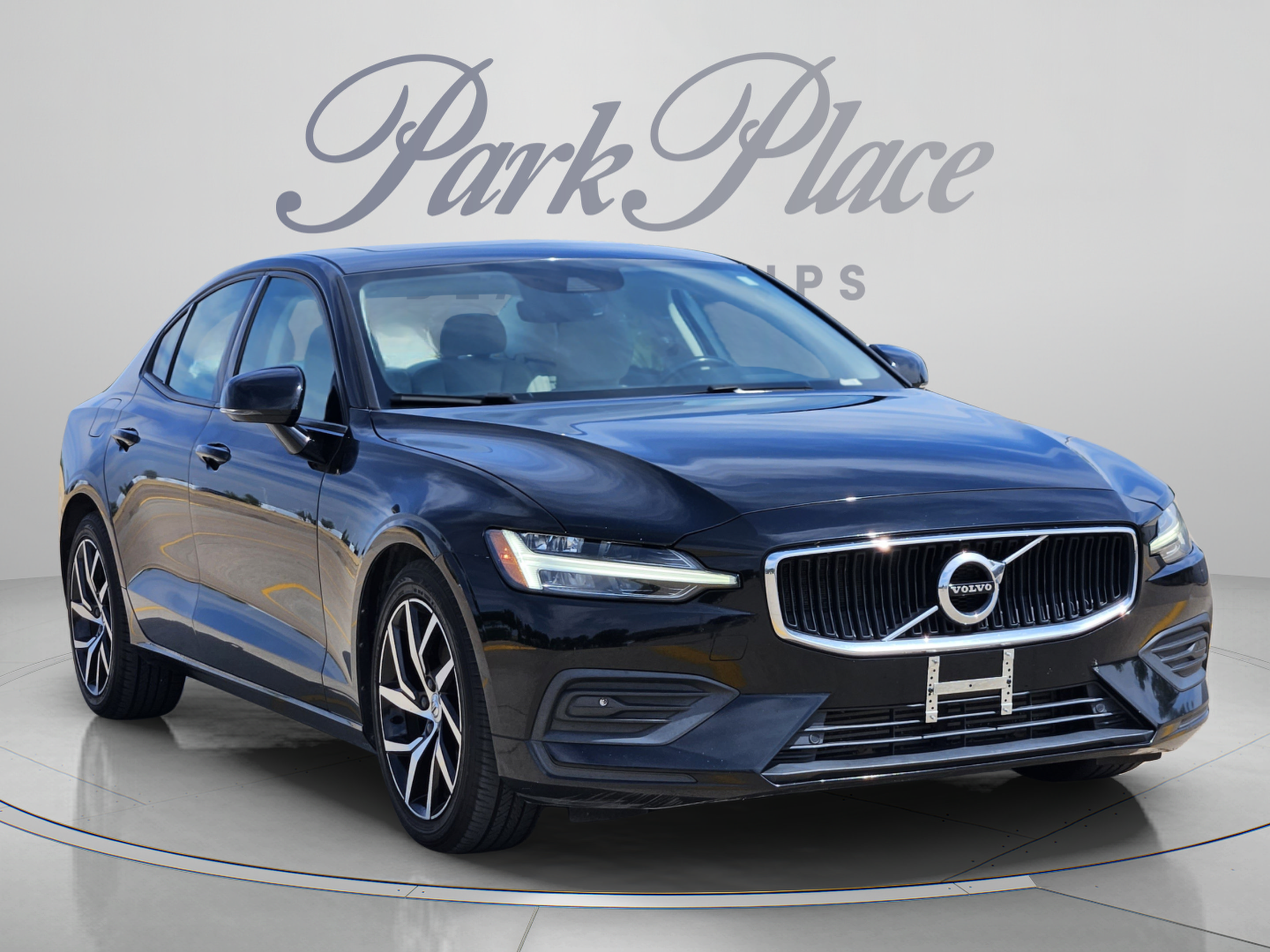 Used 2019 Volvo S60 T6 Momentum T6 AWD Momentum