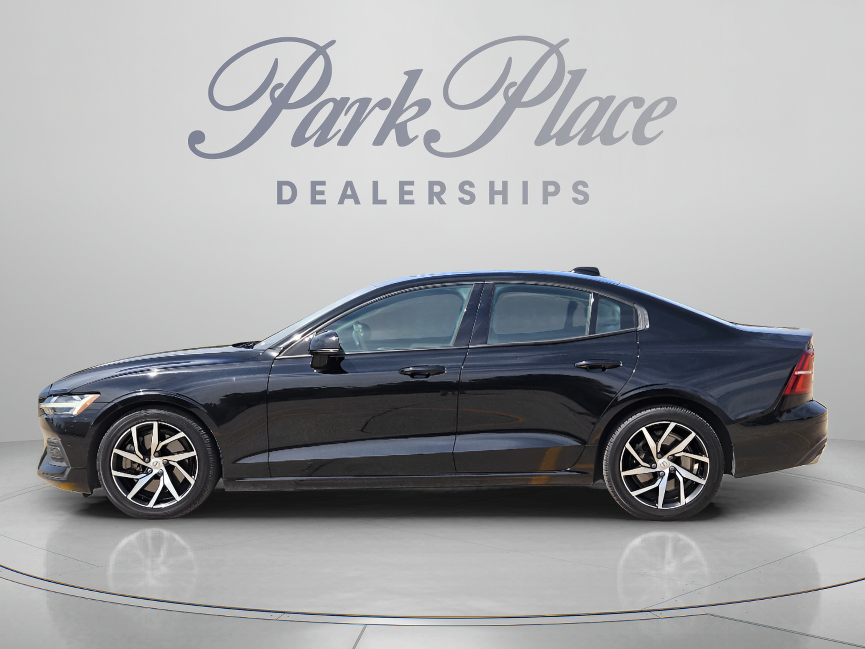 Used 2019 Volvo S60 T6 Momentum T6 AWD Momentum