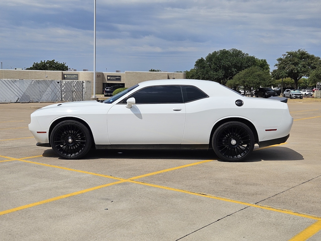 Used 2023 Dodge Challenger SXT Coupe