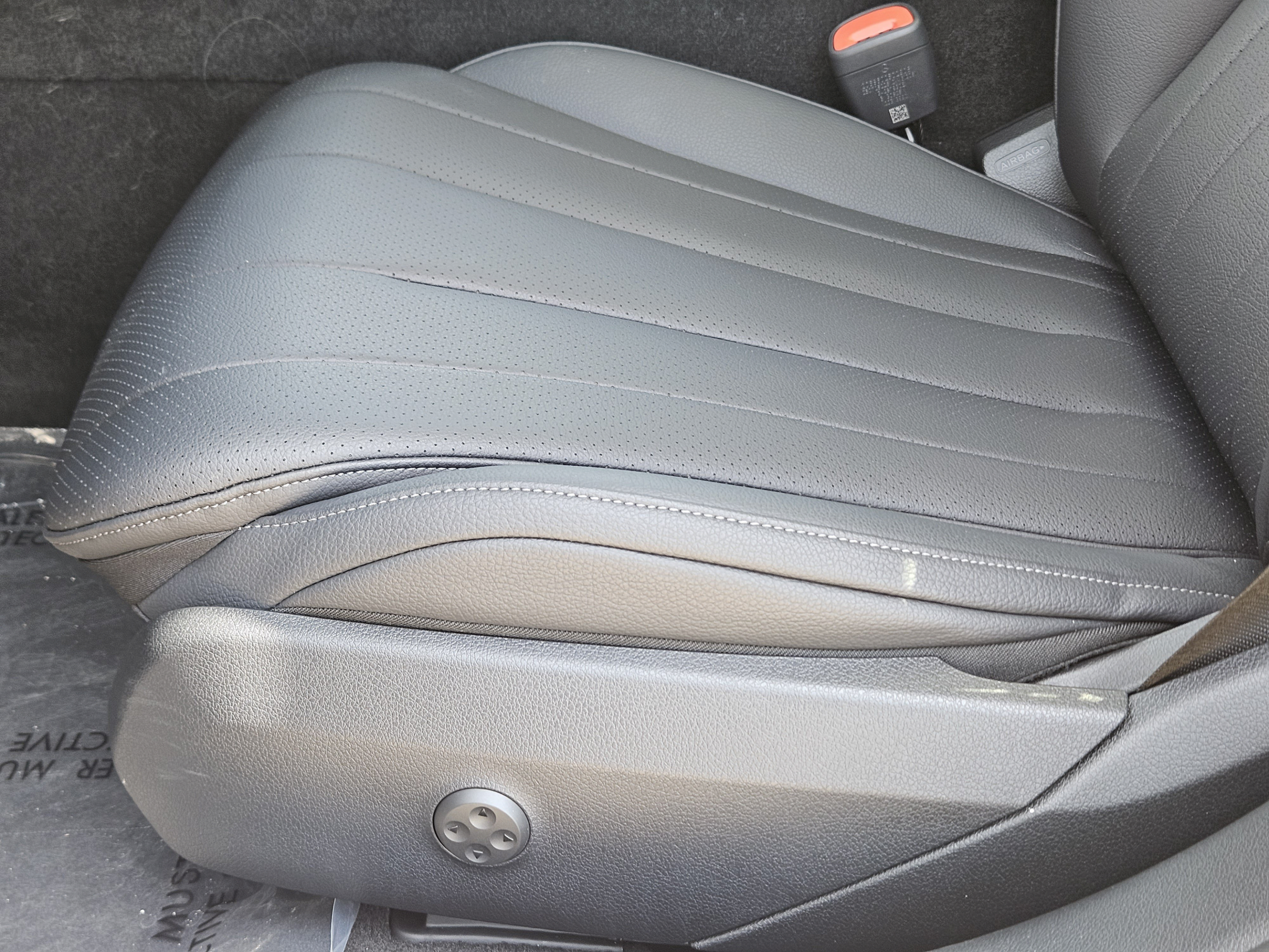 2026 Mercedes-Benz E-Class E350 - Photo 16