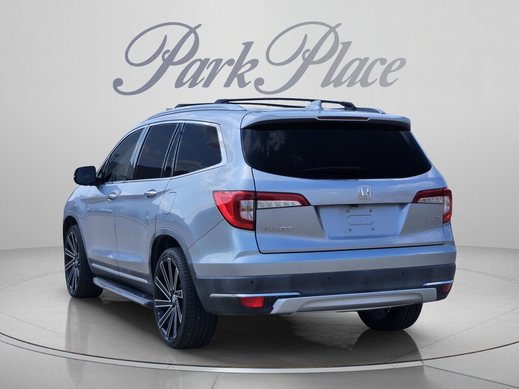 Used 2019 Honda Pilot Touring 7-Passenger FWD SUV