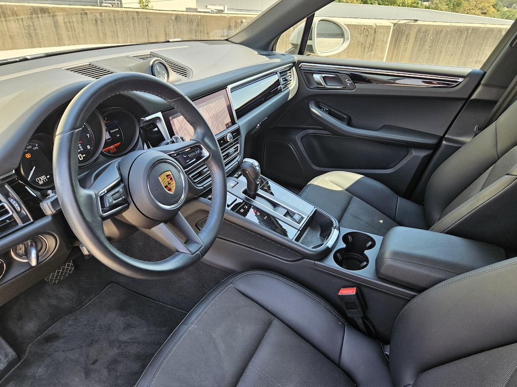 Certified 2023 Porsche Macan SUV