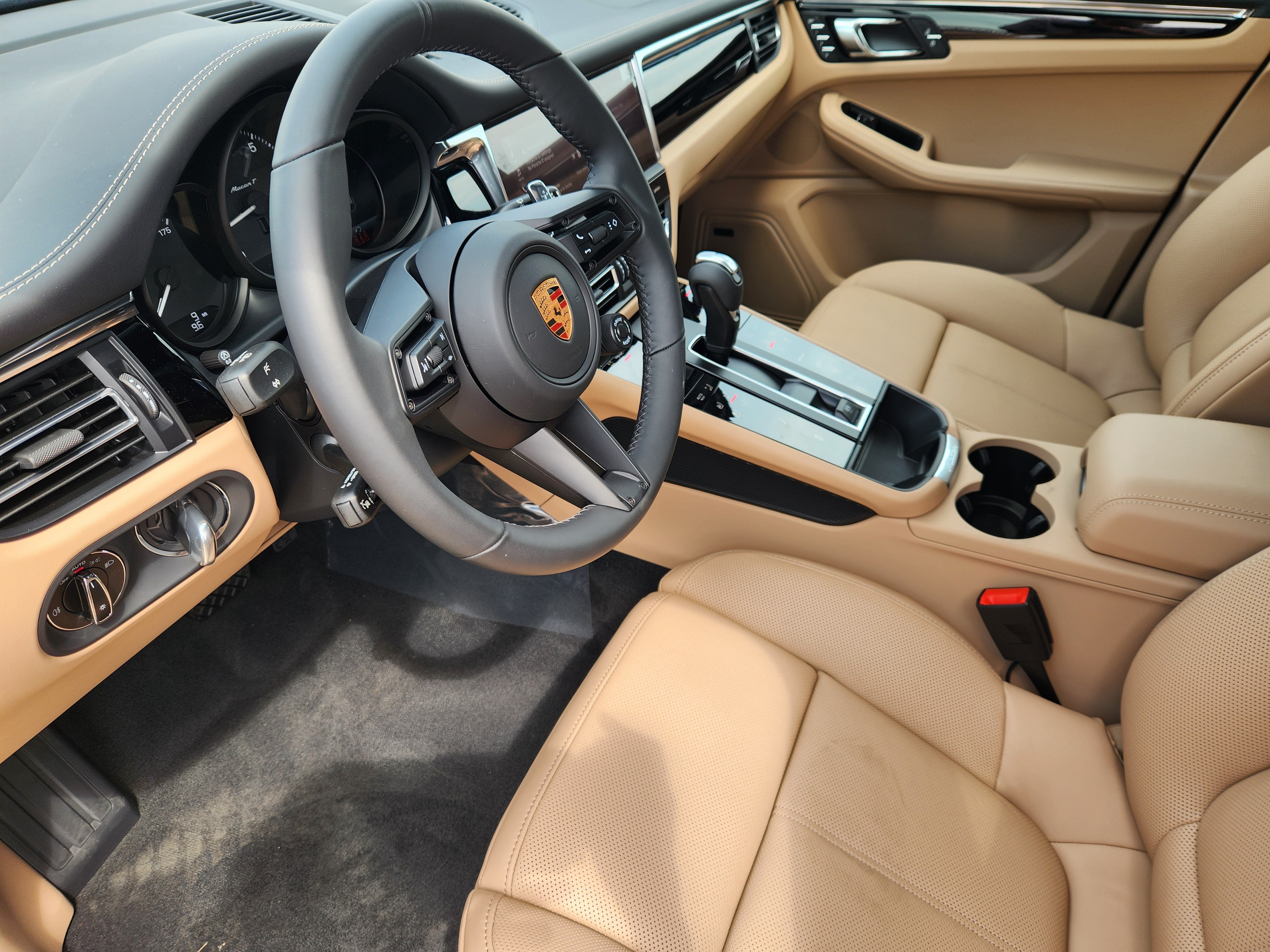 New 2026 Porsche Macan AWD