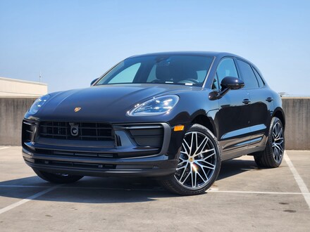 2026 Porsche Macan AWD