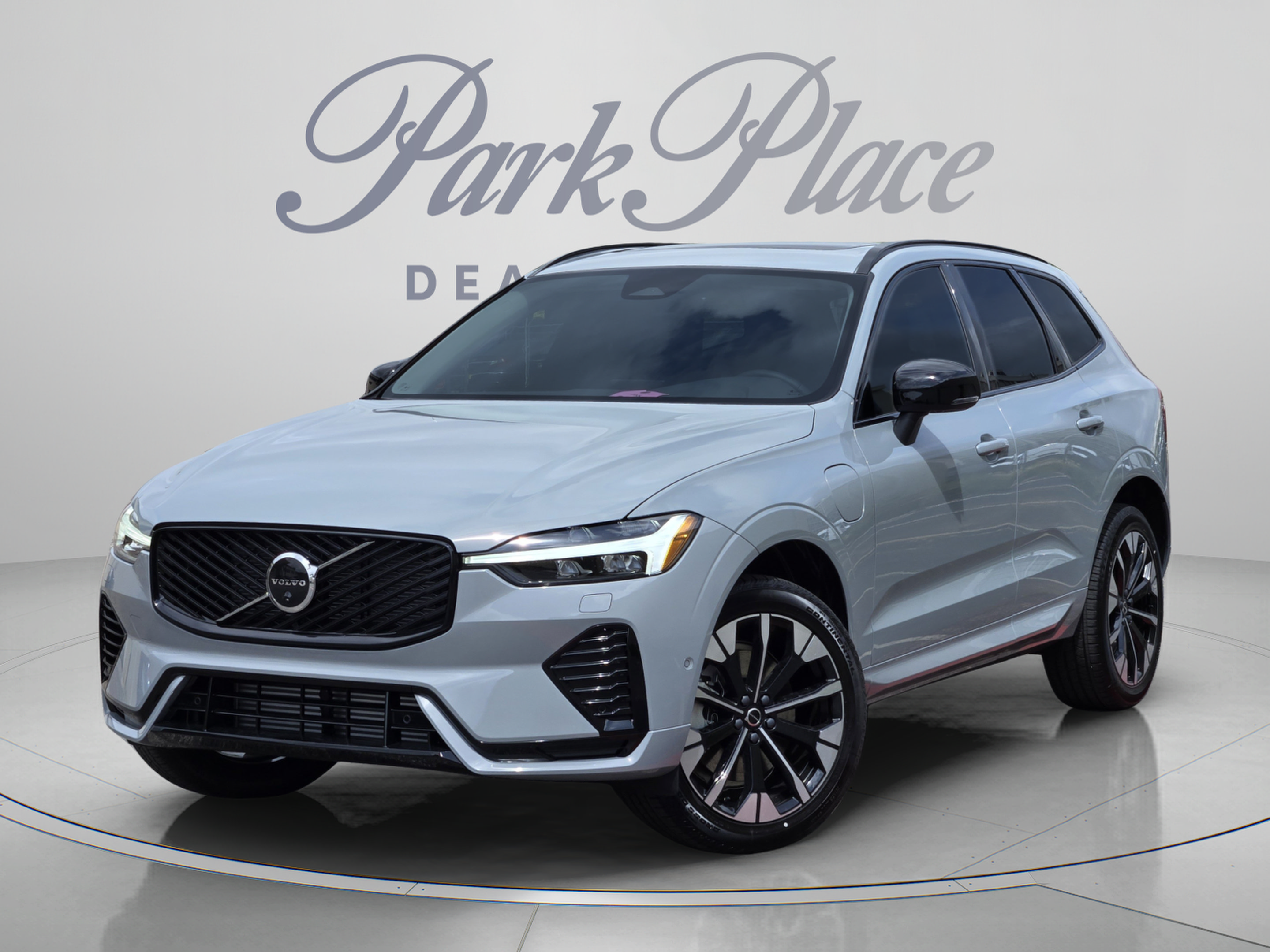  Volvo XC60 Plug-In Hybrid