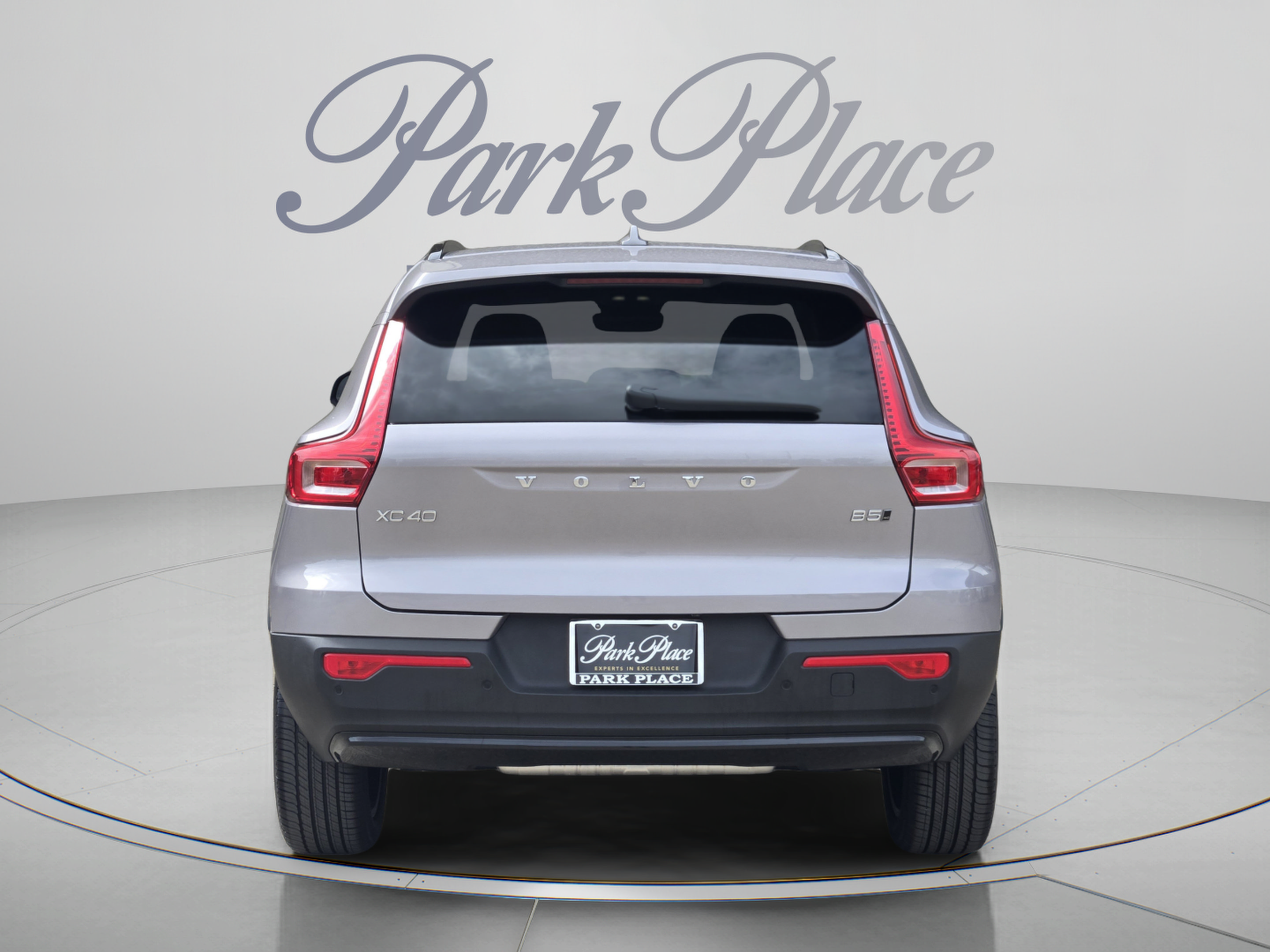 New 2026 Volvo XC40 Plus B5 AWD Plus