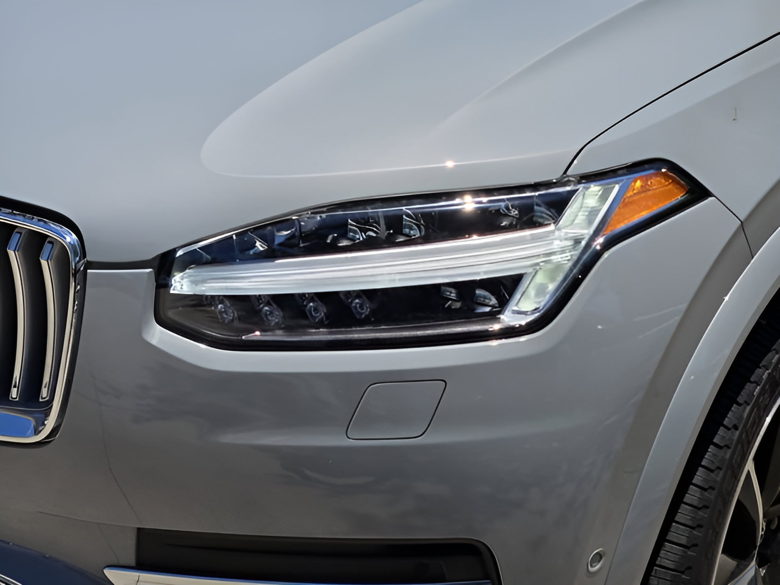 2025 Volvo XC90 Plus - Photo 34