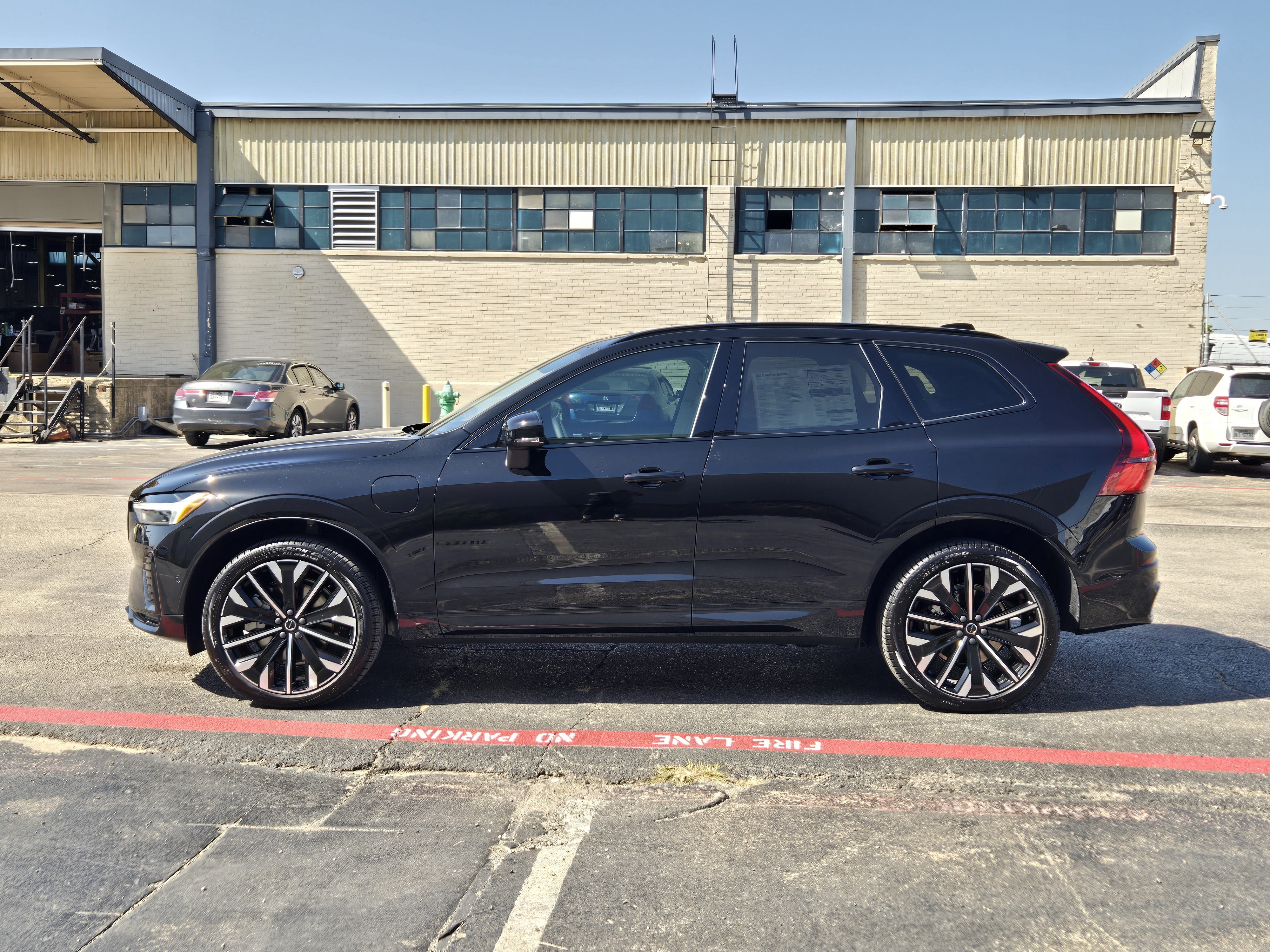 New 2026 Volvo XC60 Plug-In Hybrid Ultra T8 AWD Ultra