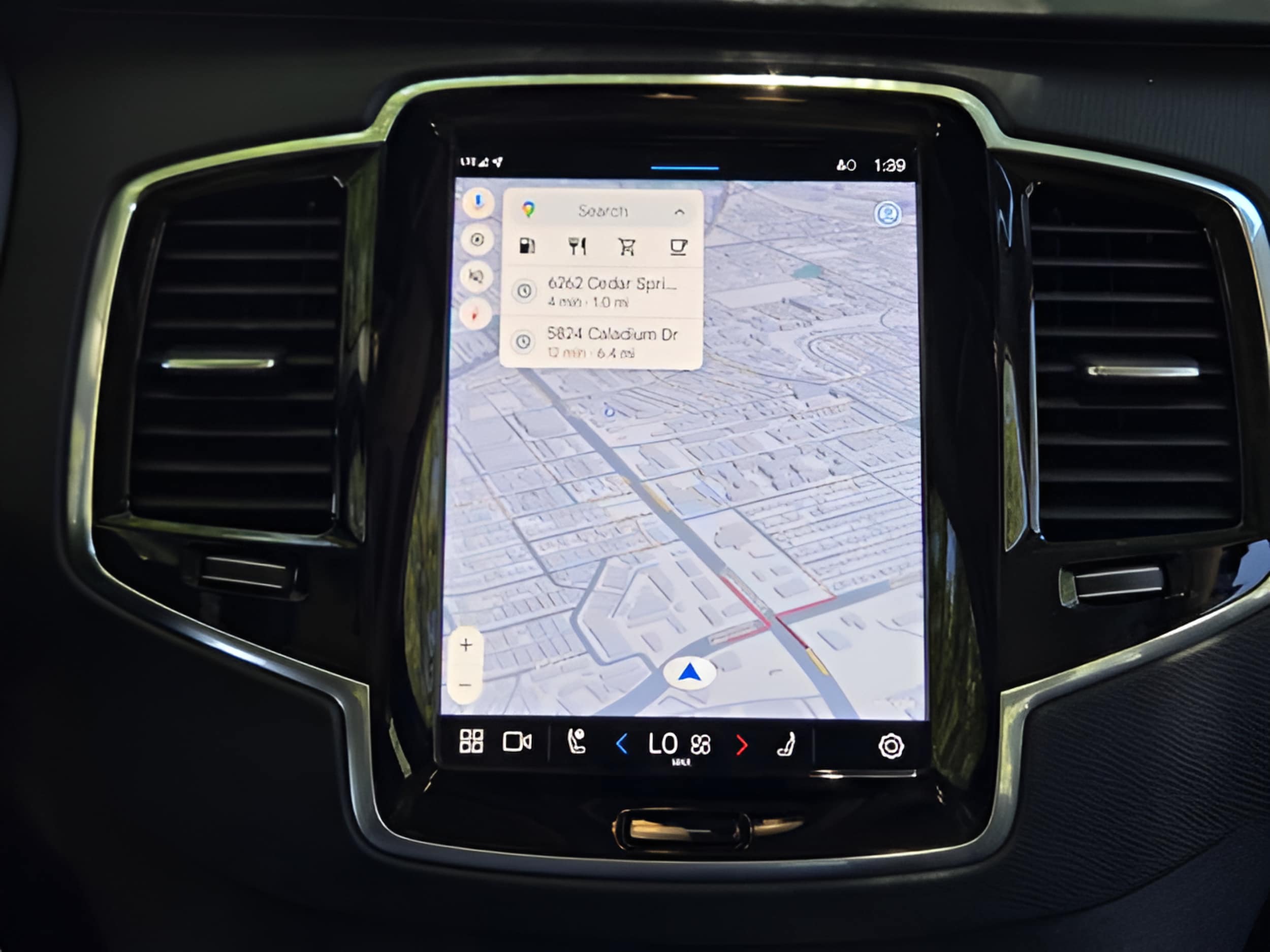 2025 Volvo XC90 Plus - Photo 12