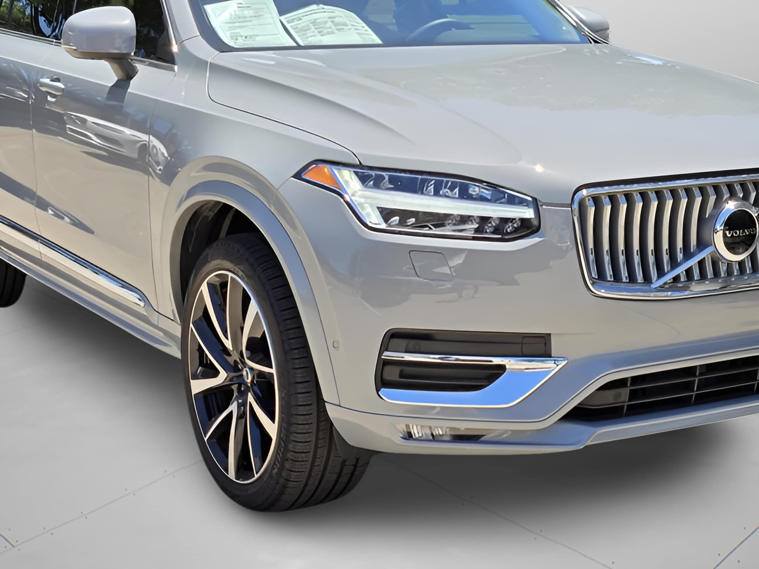 2025 Volvo XC90 4