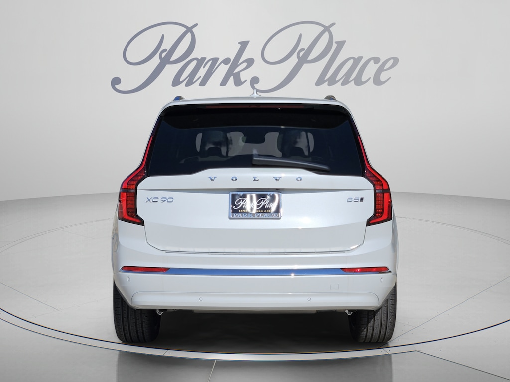 New 2026 Volvo XC90 Plus B5 AWD Plus 7-Seater