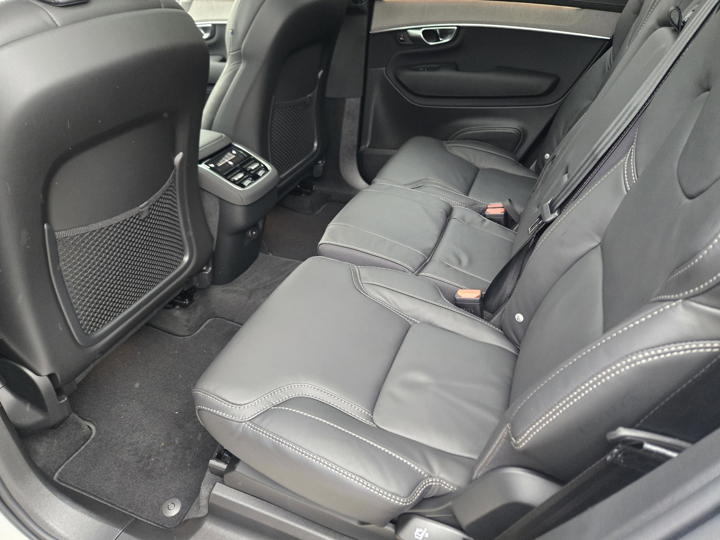 2026 Volvo XC90 Ultra - Photo 26