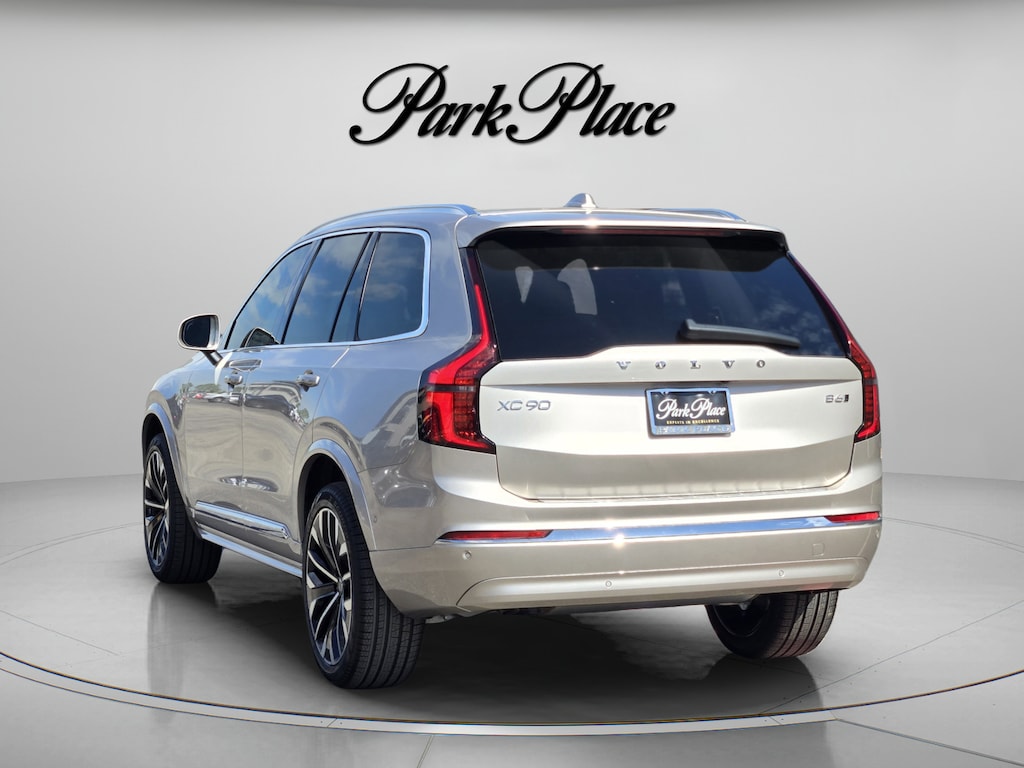 Certified 2026 Volvo XC90 B6 Plus 7-Seater SUV