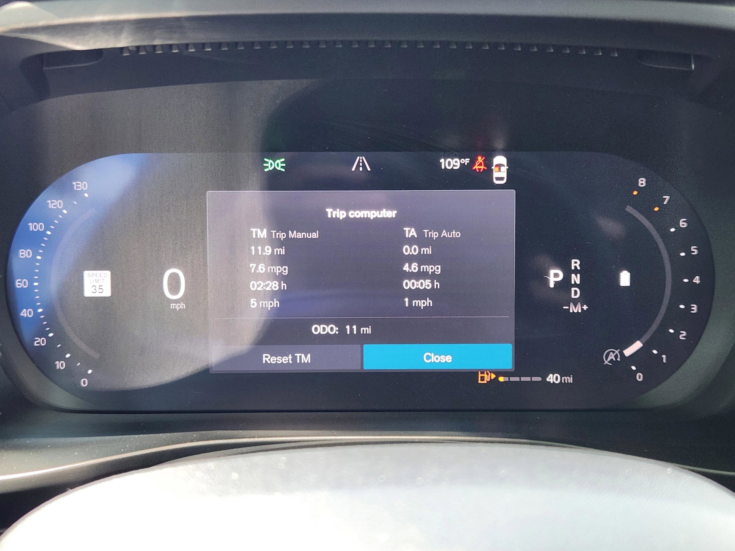 2026 Volvo XC40 Plus - Photo 12
