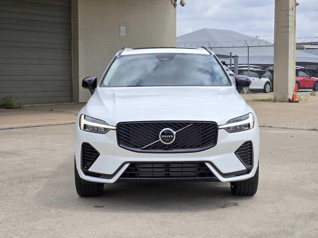 New 2026 Volvo XC60 plug-in hybrid T8 Ultra SUV