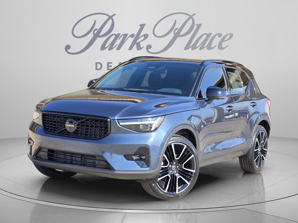 Used 2026 Volvo XC40 B5 Ultra Black Edition SUV