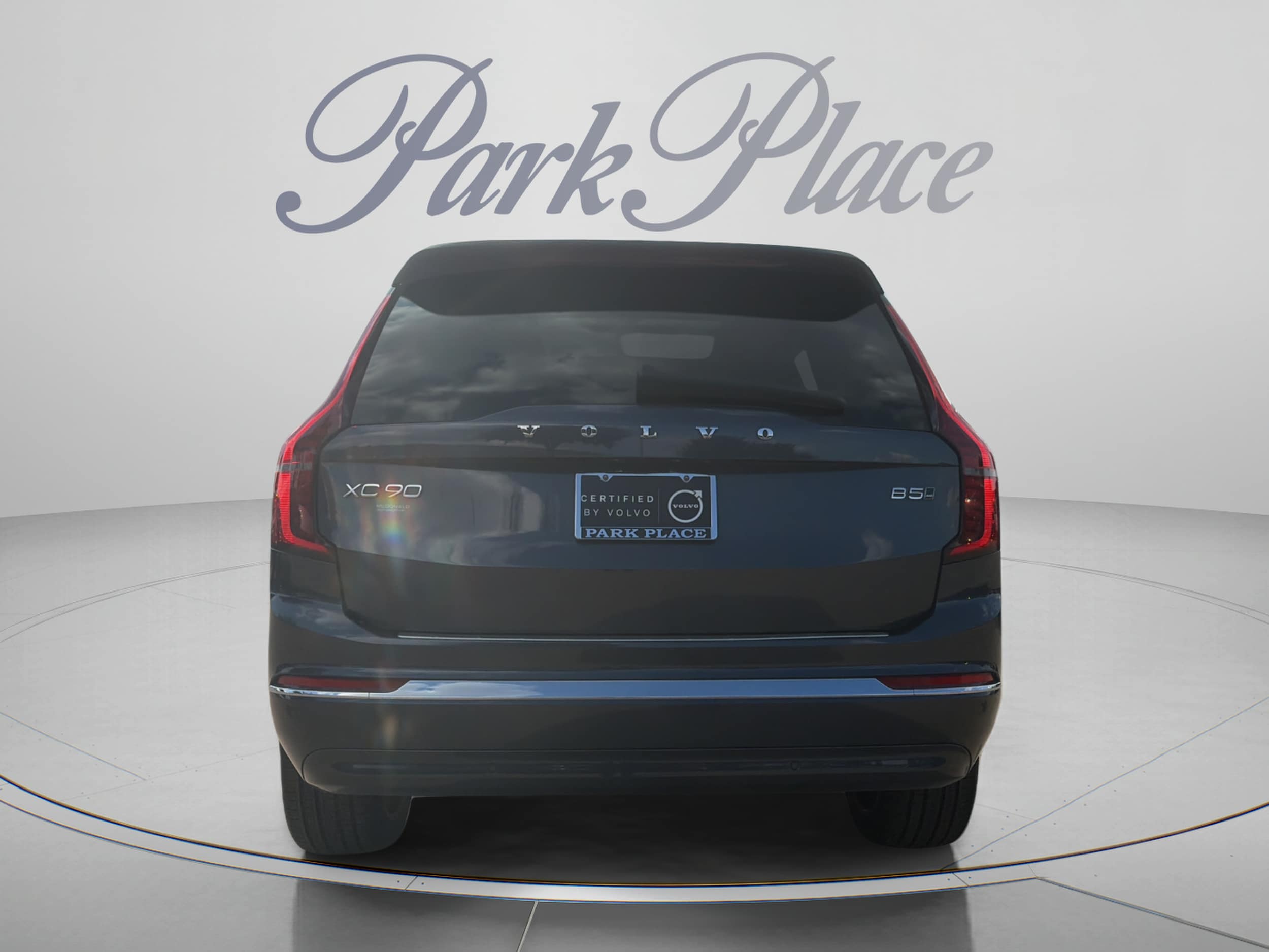 2025 Volvo XC90 4