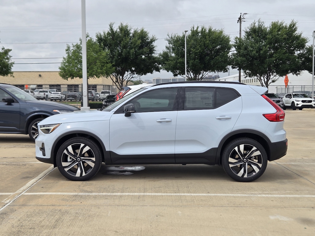 Used 2026 Volvo XC40 B5 Ultra SUV